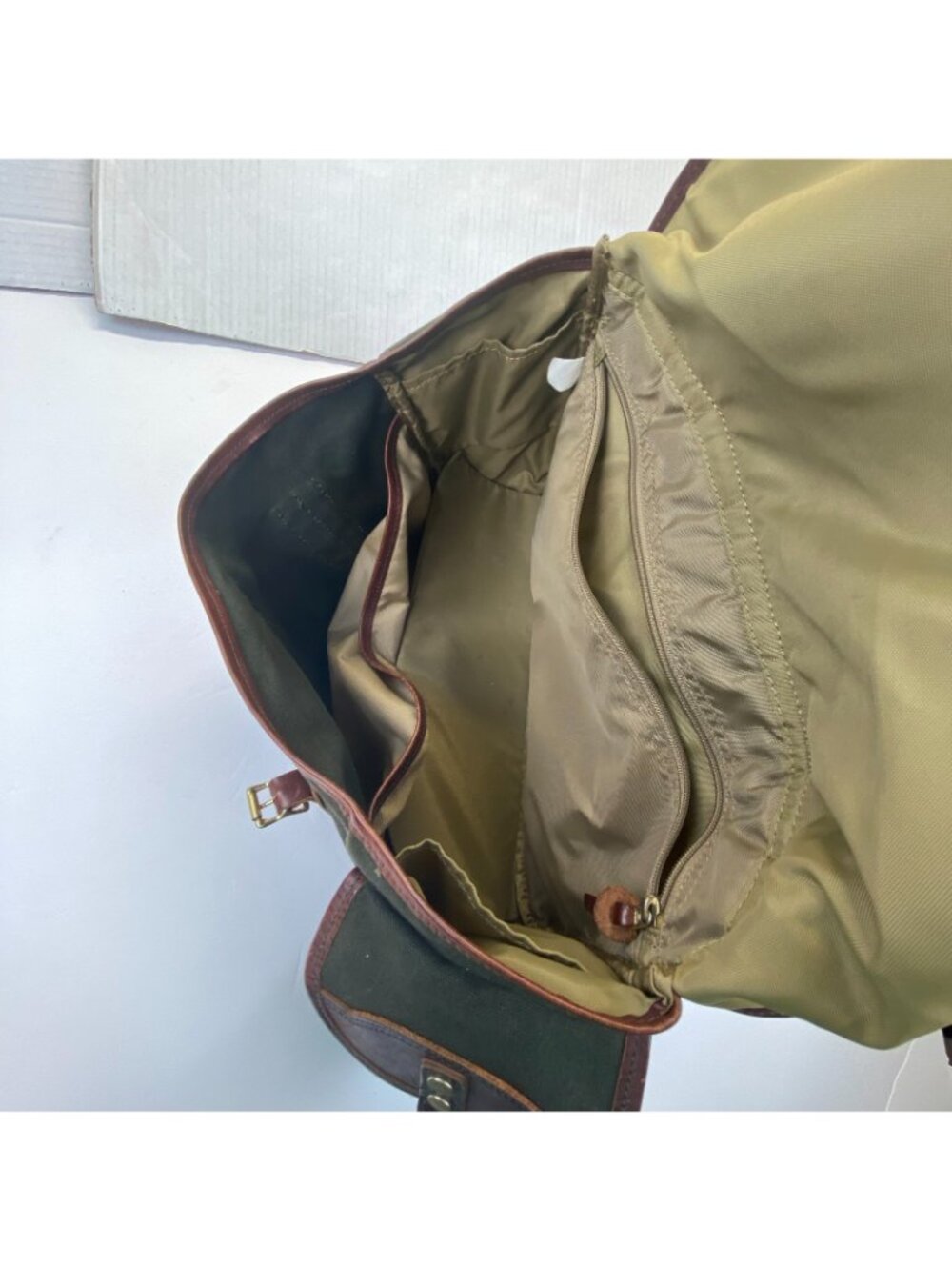 Vintage Orvis Battenkill Duffle Bag Green Canvas and Leather Large - Picture 14 of 15